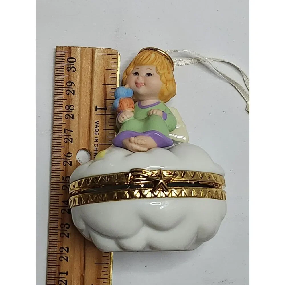 Hallmark Keepsake Ornament – Little Cloud Keeper (1999)